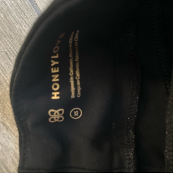 |🐝🍯❤️| Honeylove women’s black pants (XS and SMALL) - Picture 4 of 6